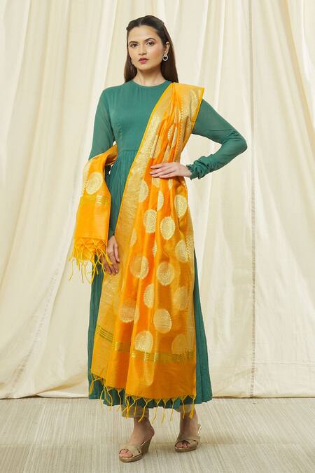 Naintara Bajaj_Yellow Cotton, Silk Embroidery Floral Circular Pattern Dupatta _Online_at_Aza_Fashions