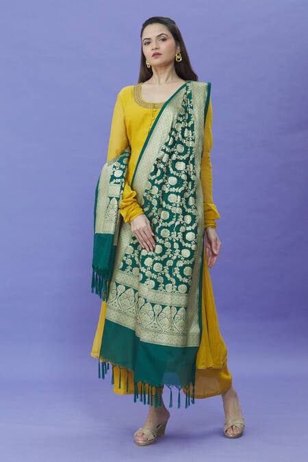Shop Naintara Bajaj Green Brocade, Silk Tassels Woven Floral Vine Pattern Dupatta Online at Aza Fashions Shop_Naintara Bajaj_Green Brocade, Silk Tassels Woven Floral Vine Pattern Dupatta _Online_at_Aza_Fashions