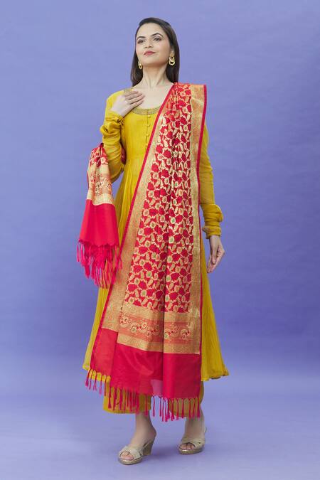 Shop Naintara Bajaj Red Silk Fringe Floral Vine Pattern Dupatta Online at Aza Fashions Shop_Naintara Bajaj_Red Silk Fringe Floral Vine Pattern Dupatta _Online_at_Aza_Fashions