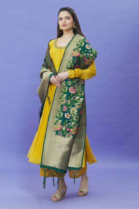 Shop Naintara Bajaj Green Brocade Fringe Stripe Pattern Dupatta Online at Aza Fashions Shop_Naintara Bajaj_Green Brocade Fringe Stripe Pattern Dupatta_Online_at_Aza_Fashions