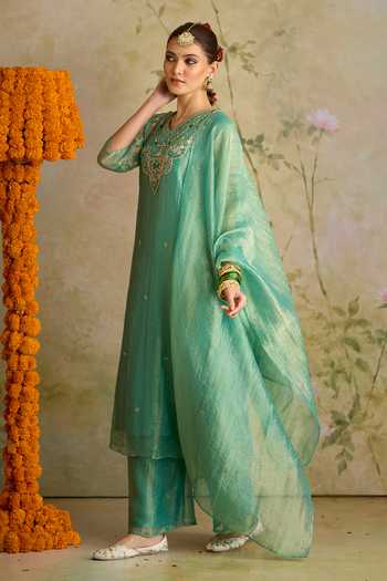 Buy_Samyukta Singhania_Green Tissue V-neck, Yes Embroidered Kurta Palazzo Set 