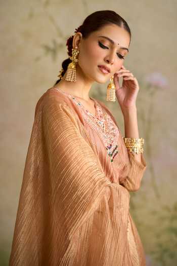 Buy_Samyukta Singhania_Peach Tissue V-neck, Yes Embroidered Kurta Palazzo Set 
