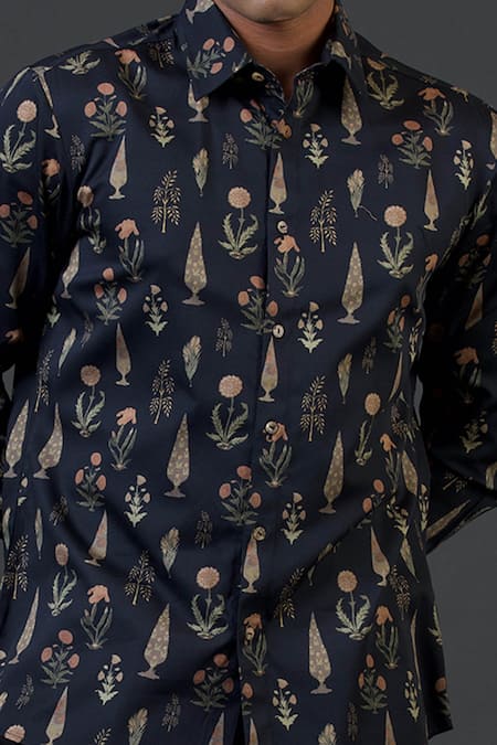 Balance By Rohit Bal Black Poplin, Satin Embroidery Mughal Print Fitted Shirt Online at Aza Fashions Balance By Rohit Bal_Black Poplin, Satin Embroidery Mughal Print Fitted Shirt _Online_at_Aza_Fashions