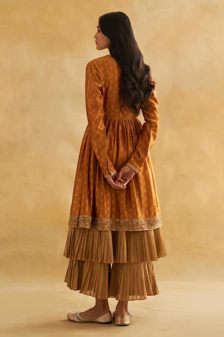 Shop_Taisha_Gold Kota Doria, Silk Zari, Embroidery Scoop Neck, Handwoven Jacket Anarkali Set _Online_at_Aza_Fashions
