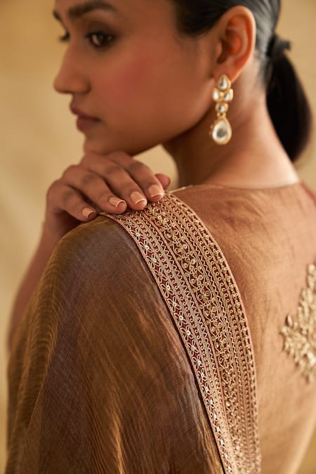 Shop_Taisha_Gold Satin, Silk Embroidery V-neck Dori Work Saree Set _Online_at_Aza_Fashions