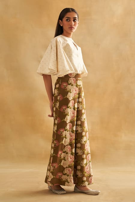 Taisha Multi Color Georgette, Silk Round Neck Floral Print Pant With Woven Top at Aza Fashions Taisha_Multi Color Georgette, Silk Round Neck Floral Print Pant With Woven Top _at_Aza_Fashions