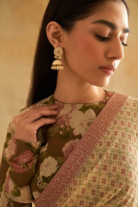 Shop_Taisha_Multi Color Georgette, Satin Zari, Floral Printed Sequin Embellished Saree Set _Online_at_Aza_Fashions