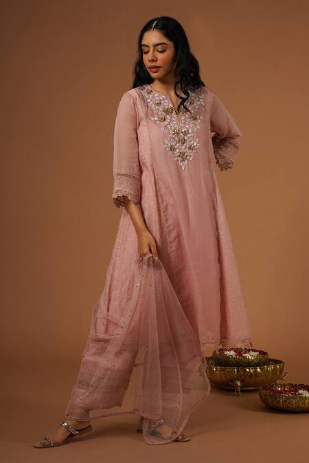 OMI_Pink Silk, Chanderi Embroidery, Lace, Mirrors Split Thread Hand Kurta Set_Online_at_Aza_Fashions