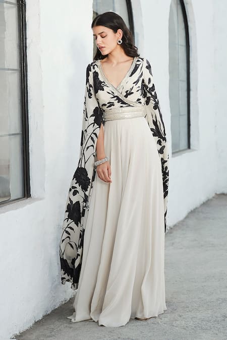Basanti - Kapde Aur Koffee_Black Crepe Sequins, Zari Plunge Neck Garden Print And Embroidered Jumpsuit _Online_at_Aza_Fashions