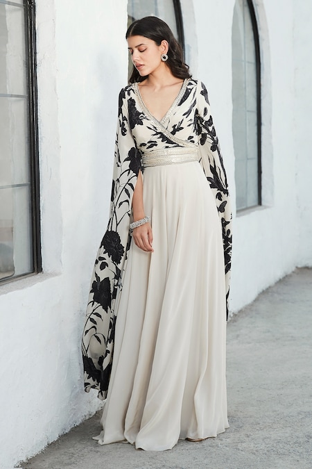 Basanti - Kapde Aur Koffee_Black Crepe Sequins, Zari Plunge Neck Garden Print And Embroidered Jumpsuit _Online_at_Aza_Fashions