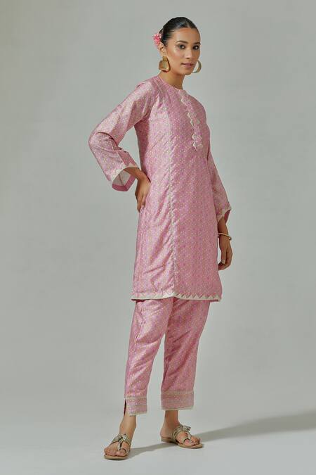 Shop_Basanti - Kapde Aur Koffee_Pink Muslin Geometric Print Round Kurta And Pant Set_Online_at_Aza_Fashions
