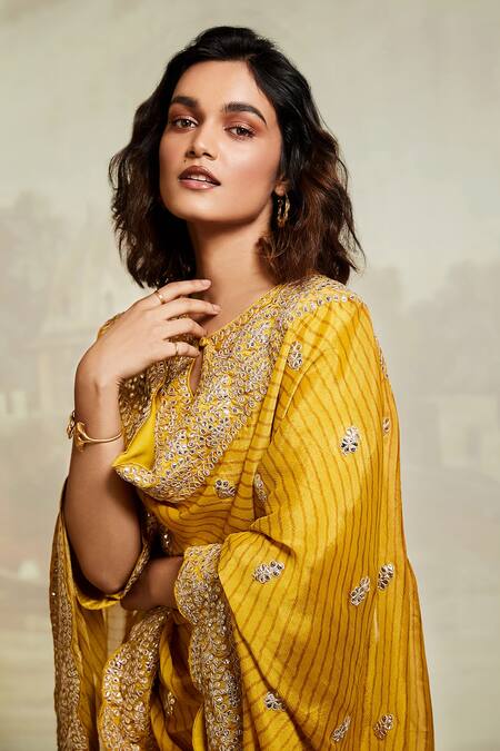 Buy_Basanti - Kapde Aur Koffee_Yellow Georgette, Chiffon Embroidery, Gota Patti Keyhole Neck Kurta Gharara Set _Online_at_Aza_Fashions