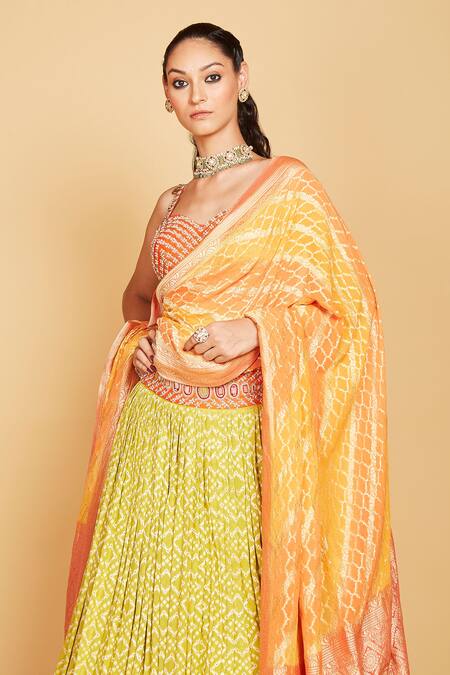 Buy_Amrin Khan_Yellow Lehenga And Dupatta Pure Banarasi Georgette Diamond Pattern Set  _Online_at_Aza_Fashions