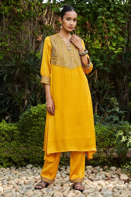 Buy Bohame Yellow Satin, Chiffon Beads V-neck Nadia Hand Embroidered Kurta And Pant Set Online at Aza Fashions Buy_Bohame_Yellow Satin, Chiffon Beads V-neck Nadia Hand Embroidered Kurta And Pant Set _Online_at_Aza_Fashions