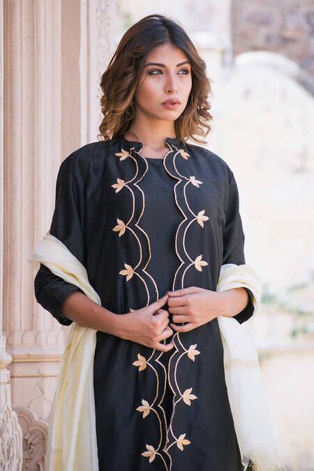 Shop The Home Affair Black Cotton, Silk Gota Patti Bandeau Neck, Scalloped Hem Jacket With Kurta Set Online at Aza Fashions Shop_The Home Affair_Black Cotton, Silk Gota Patti Bandeau Neck, Scalloped Hem Jacket With Kurta Set _Online_at_Aza_Fashions