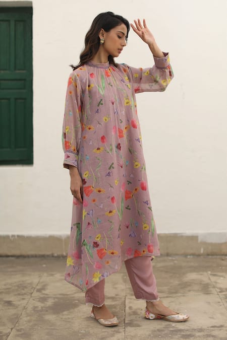 Begum_Pink Kurta Kota Printed Watercolor Floral Nilofer Asymmetric Hem Set _Online_at_Aza_Fashions