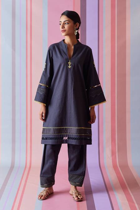 Bunka_Grey Cotton Embroidery Floral Lace V Neck Bell Sleeve Kurta And Salwar Set_Online_at_Aza_Fashions