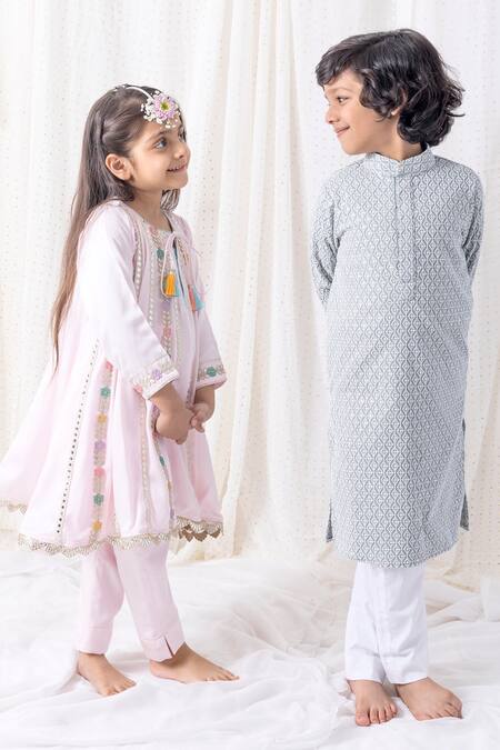 Buy Chotibuti Grey Cotton Sequins, Embroidery Kurta Set Online at Aza Fashions Buy_Chotibuti_Grey Cotton Sequins, Embroidery Kurta Set _Online_at_Aza_Fashions