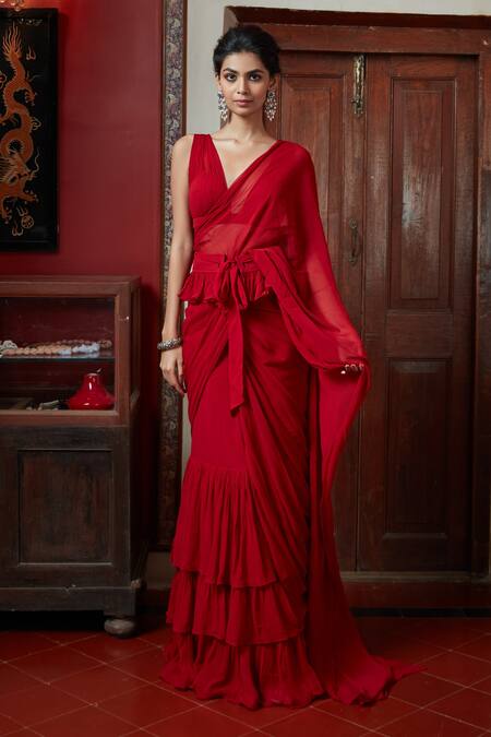 Arpita Mehta_Red Georgette Ruffles V-neck Solid Saree With Blouse_at_Aza_Fashions