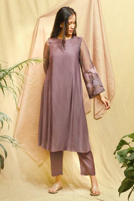 Chambray & Co._Purple Vegan Silk Embroidered Applique Round Floral Kurta Set _at_Aza_Fashions