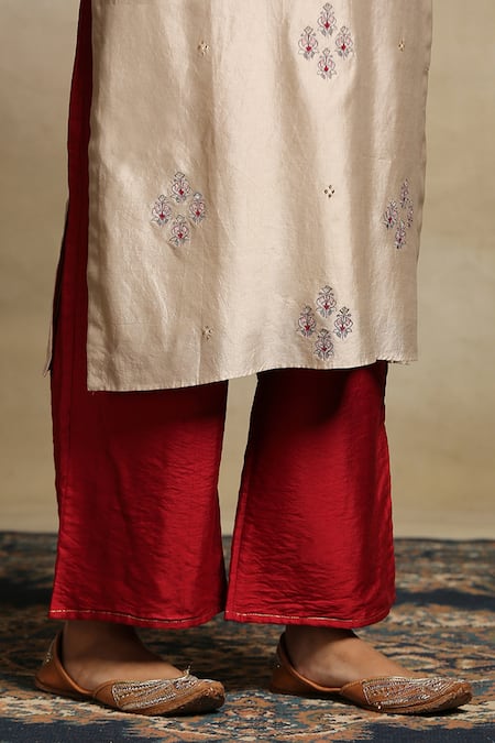 Weaver Story_Beige Dupatta Organza, Handwoven Pure Chanderi, Kurta Lining Cotton Set _at_Aza_Fashions