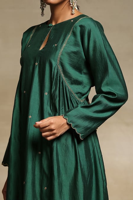Shop_Weaver Story_Green Handwoven Pure Chanderi Zari Round Embroidered Kurta And Pant Set _Online_at_Aza_Fashions