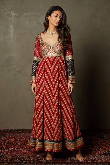Buy Black & Gold Satnam Embroidered Dress Online - RI.Ritu Kumar  International Store View