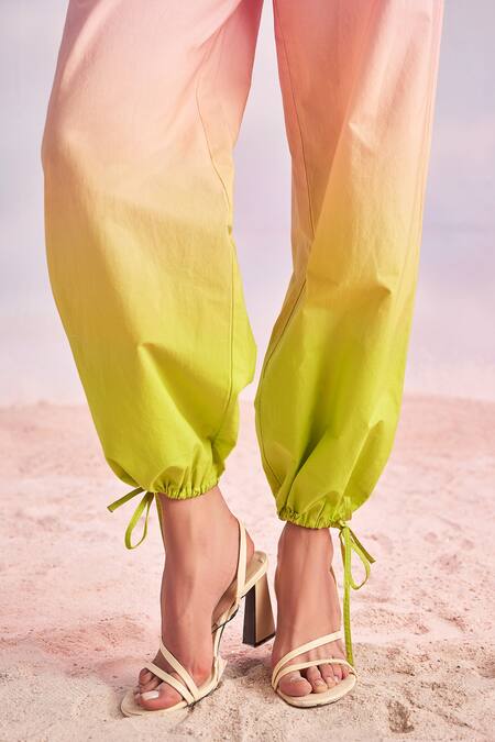 House Of Eda Pink 100% Cotton Square Neck Claude Shaded Jumpsuit Online at Aza Fashions House Of Eda_Pink 100% Cotton Square Neck Claude Shaded Jumpsuit _Online_at_Aza_Fashions