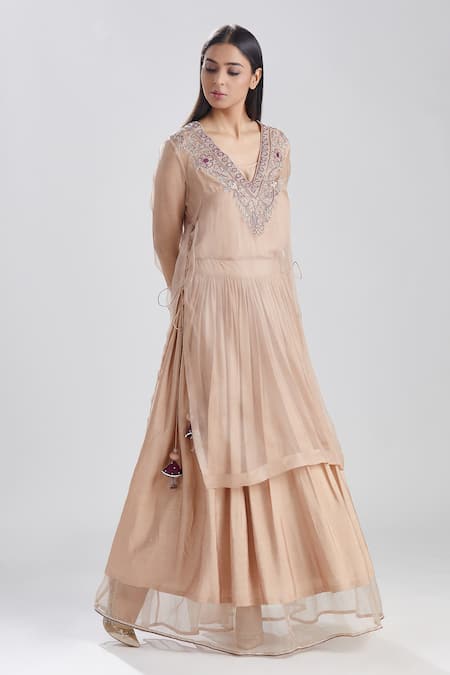 Megha Bansal Pink Organza, Chanderi Thread, Sequin And Beads Nayantara Skirt Set Online at Aza Fashions Megha Bansal_Pink Organza, Chanderi Thread, Sequin And Beads Nayantara Skirt Set _Online_at_Aza_Fashions