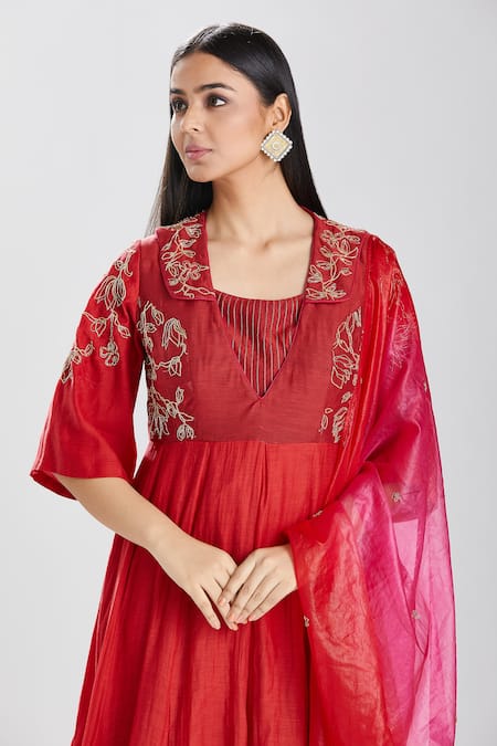 Buy Megha Bansal Red Organza, Chanderi Zardozi Work Surkh Rama Embroidered Set Online at Aza Fashions Buy_Megha Bansal_Red Organza, Chanderi Zardozi Work Surkh Rama Embroidered Set _Online_at_Aza_Fashions