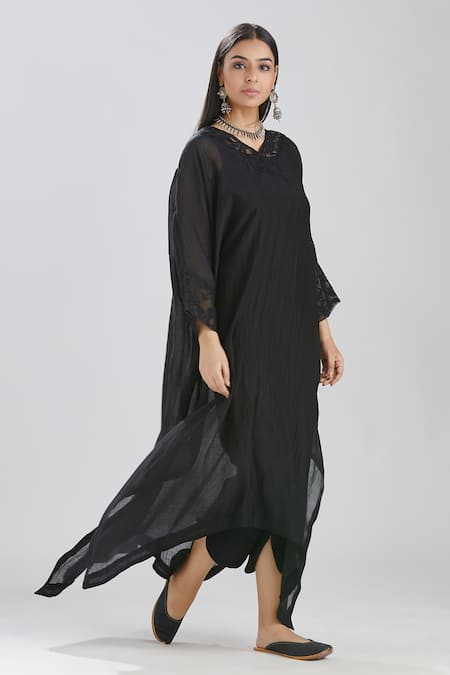 Megha Bansal Black Organza, Chanderi Floral Pattern V Ambreen Kaftan And Pant Set Online at Aza Fashions Megha Bansal_Black Organza, Chanderi Floral Pattern V Ambreen Kaftan And Pant Set _Online_at_Aza_Fashions