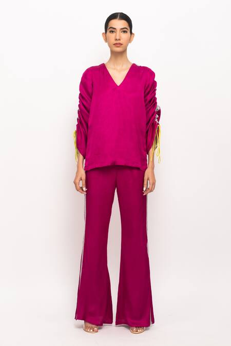 Neora By Nehal Chopra_Wine V-neck Ruched Sleeve Kaftan Set _Online_at_Aza_Fashions