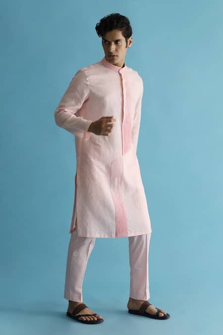 Kaha Aurettap Pintuck Detail Kurta With Pant 