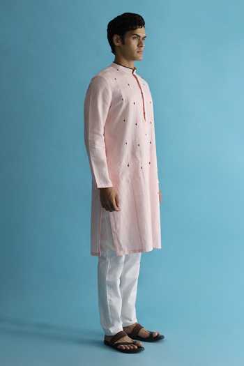 Shop Kaha Pink Linen Triangle Detailing Antheia Cutwork Kurta Online at Aza Fashions Shop_Kaha_Pink Linen Triangle Detailing Antheia Cutwork Kurta_Online_at_Aza_Fashions