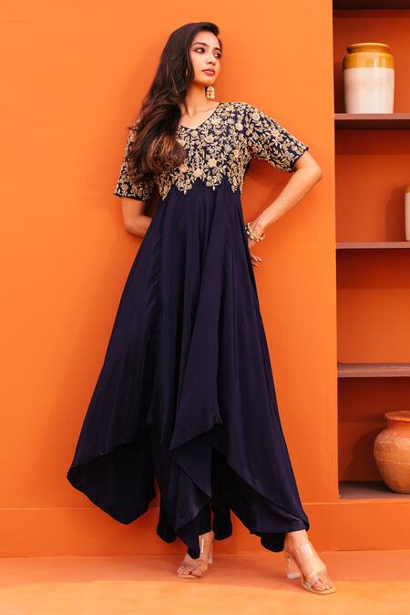 Kesar Studio_Blue Crepe Embroidery V-neck Zardozi Yoke Kurta And Pant Set_Online_at_Aza_Fashions