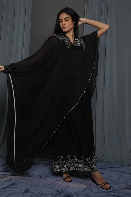 Buy_Krishna Mehta_Black Chanderi Embroidered Sequins Round Cape Tunic 