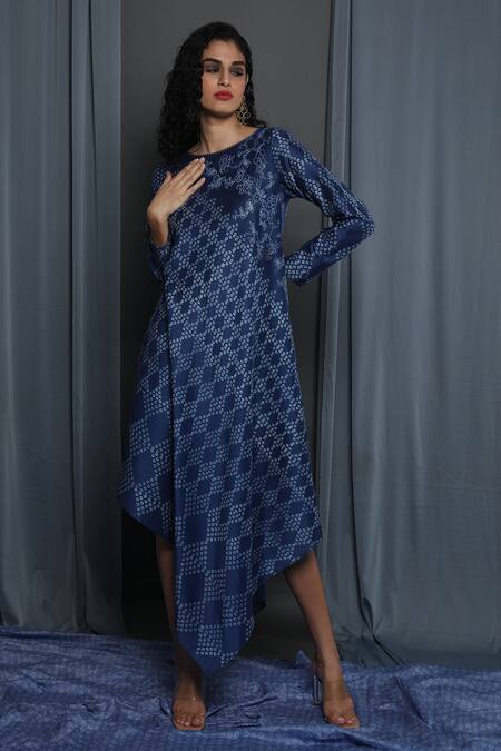 Krishna Mehta Blue Chanderi Embroidery Round Neck Printed Asymmetrical Tunic Online at Aza Fashions Krishna Mehta_Blue Chanderi Embroidery Round Neck Printed Asymmetrical Tunic _Online_at_Aza_Fashions