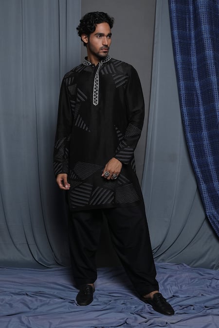 Krishna Mehta_Black Tussar Printed Stripe Kurta _Online_at_Aza_Fashions