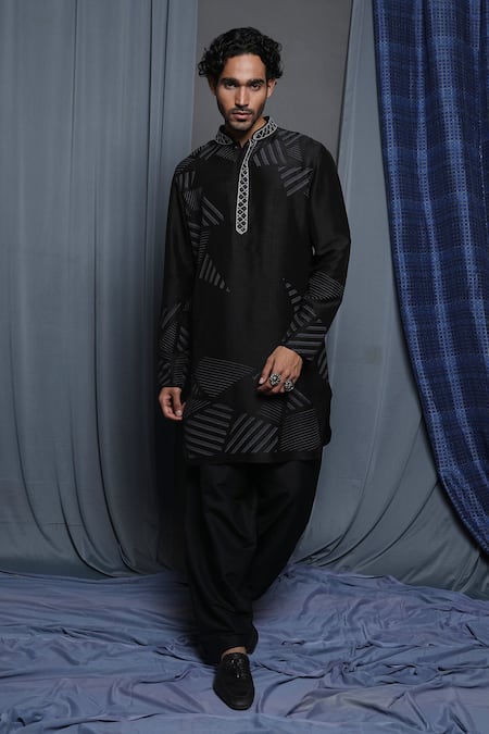 Krishna Mehta_Black Tussar Printed Stripe Kurta _at_Aza_Fashions