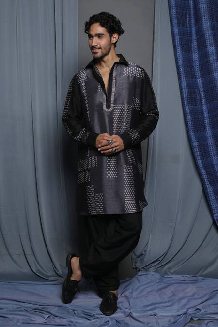 Krishna Mehta_Black Tussar Embroidery Geometric Print Ombre Kurta _Online_at_Aza_Fashions