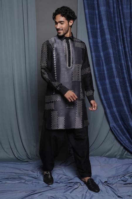 Shop_Krishna Mehta_Black Tussar Embroidery Geometric Print Ombre Kurta _Online_at_Aza_Fashions