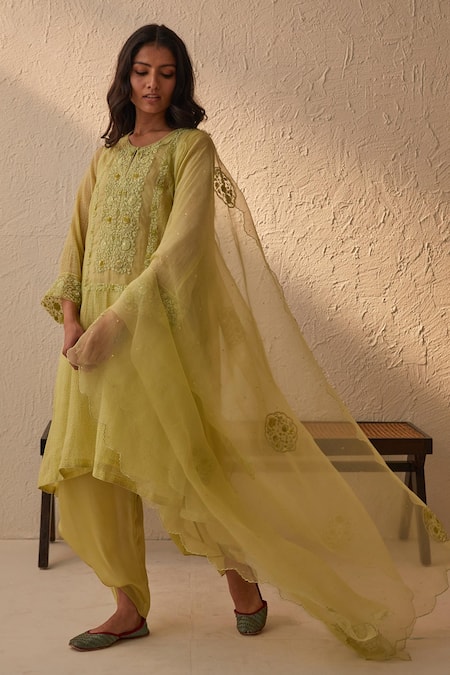 Shop_Chandbari_Green Chanderi Embroidered Dori Round Neck Kurta Salwar Set_Online_at_Aza_Fashions