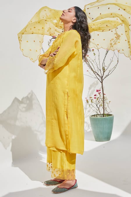 Chandbari_Yellow Chanderi Embroidered Dori V Neck Yoke Kurta Palazzo Set_Online_at_Aza_Fashions