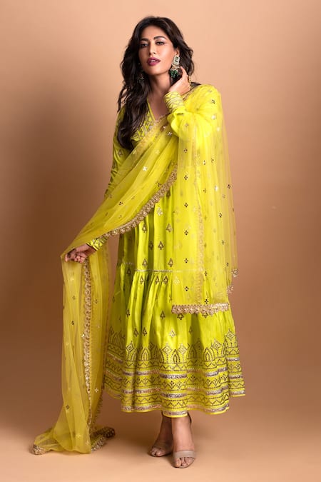 Buy_Gopi Vaid_Yellow Tussar, Net Gota Patti V-neck Geometric Pattern Tiered Anarkali Set _Online_at_Aza_Fashions