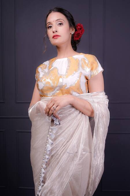 Srota By Srishti Aggarwal Tissue Embellishment Sequins Round Metallic Saree With Blouse Online at Aza Fashions Srota By Srishti Aggarwal_Tissue Embellishment Sequins Round Metallic Saree With Blouse_Online_at_Aza_Fashions