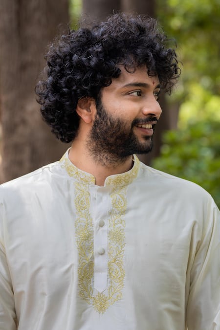 Shop_Hilo Design_White Zari Pattu Kurta Dhoti Pant Set _Online_at_Aza_Fashions