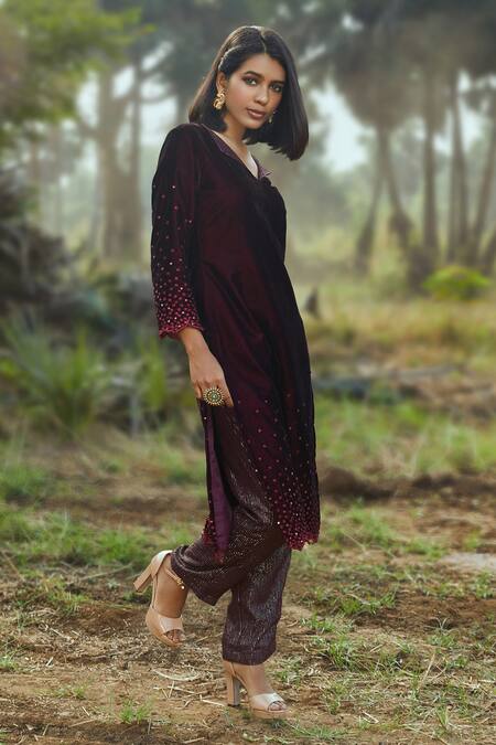 Monk & Mei By Sonia Anand_Wine Velvet, Georgette Sequins Collared Embroidered Kurta And Pant Set _Online_at_Aza_Fashions