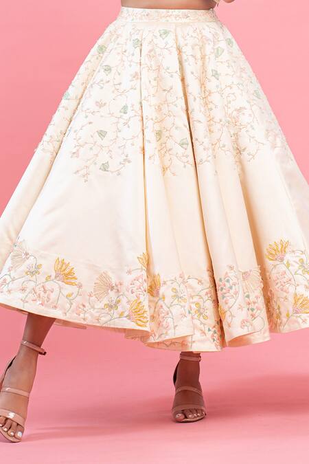 PIRI INDIA Peach Satin, Organza, Chanderi Beads, Hand Embroidered Crop Top And Lehenga Set Online at Aza Fashions PIRI INDIA_Peach Satin, Organza, Chanderi Beads, Hand Embroidered Crop Top And Lehenga Set _Online_at_Aza_Fashions