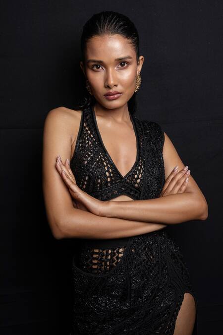 Shop Ritika Mirchandani Black Net Embroidery Dina Pre-constructed Resham Saree With Blouse Online at Aza Fashions Shop_Ritika Mirchandani_Black Net Embroidery Dina Pre-constructed Resham Saree With Blouse _Online_at_Aza_Fashions