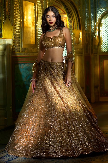 Seema Gujral Gold Net Floral Notched Sequin Work Scallop Pattern Bridal Lehenga Set Online at Aza Fashions Seema Gujral_Gold Net Floral Notched Sequin Work Scallop Pattern Bridal Lehenga Set_Online_at_Aza_Fashions